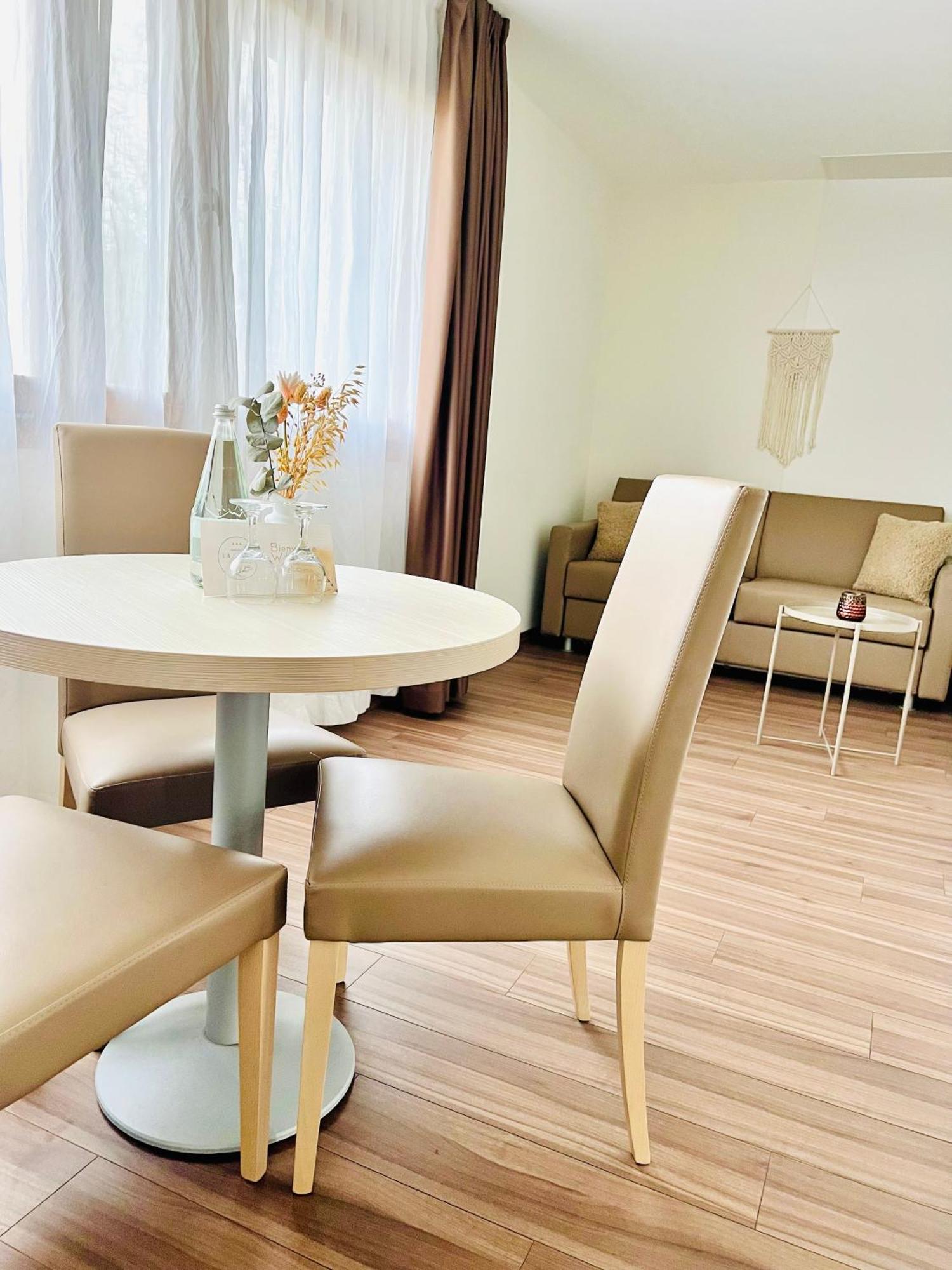 Hotel Domaine De La Sauge Cudrefin ภายนอก รูปภาพ