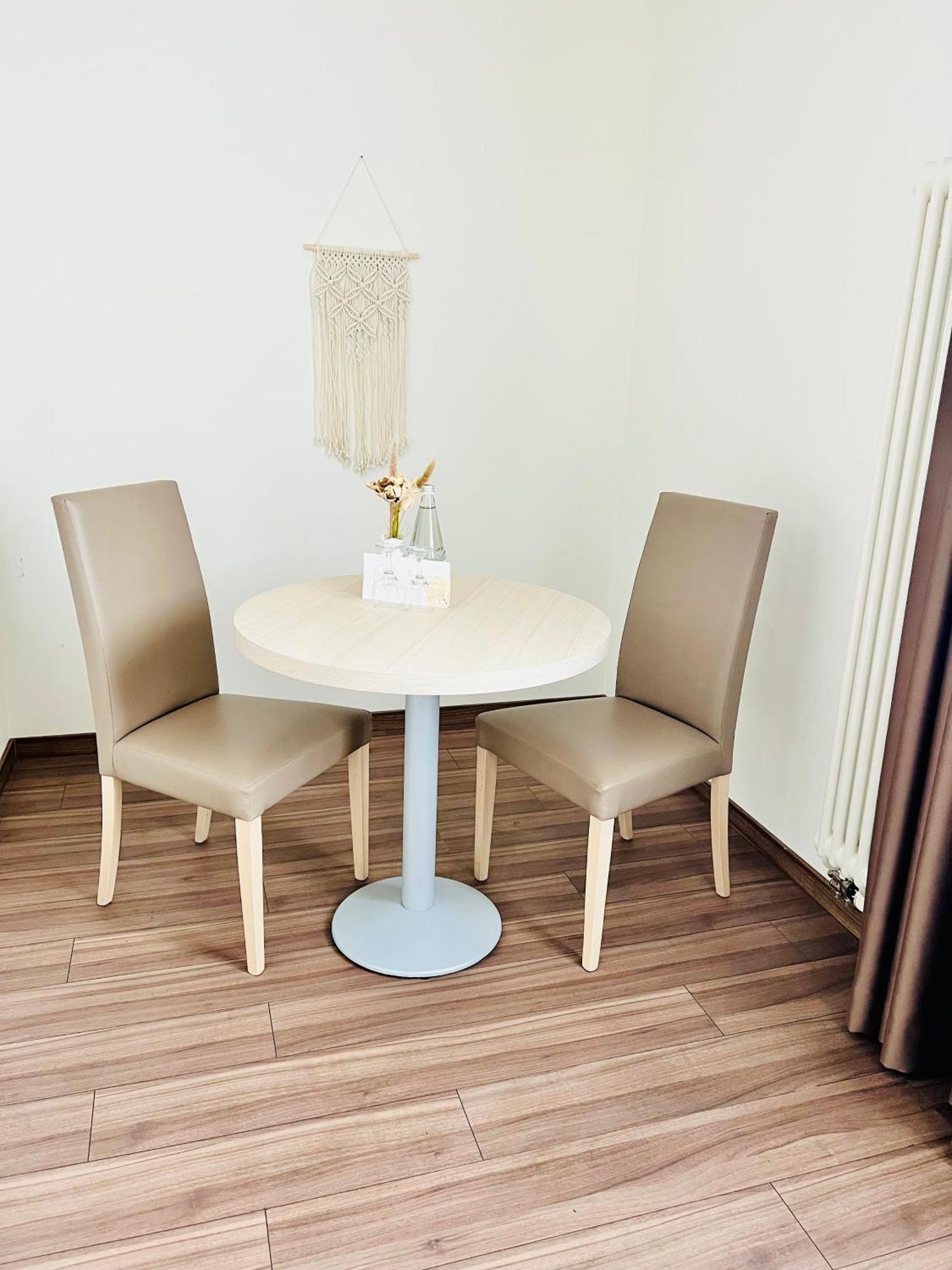 Hotel Domaine De La Sauge Cudrefin ภายนอก รูปภาพ