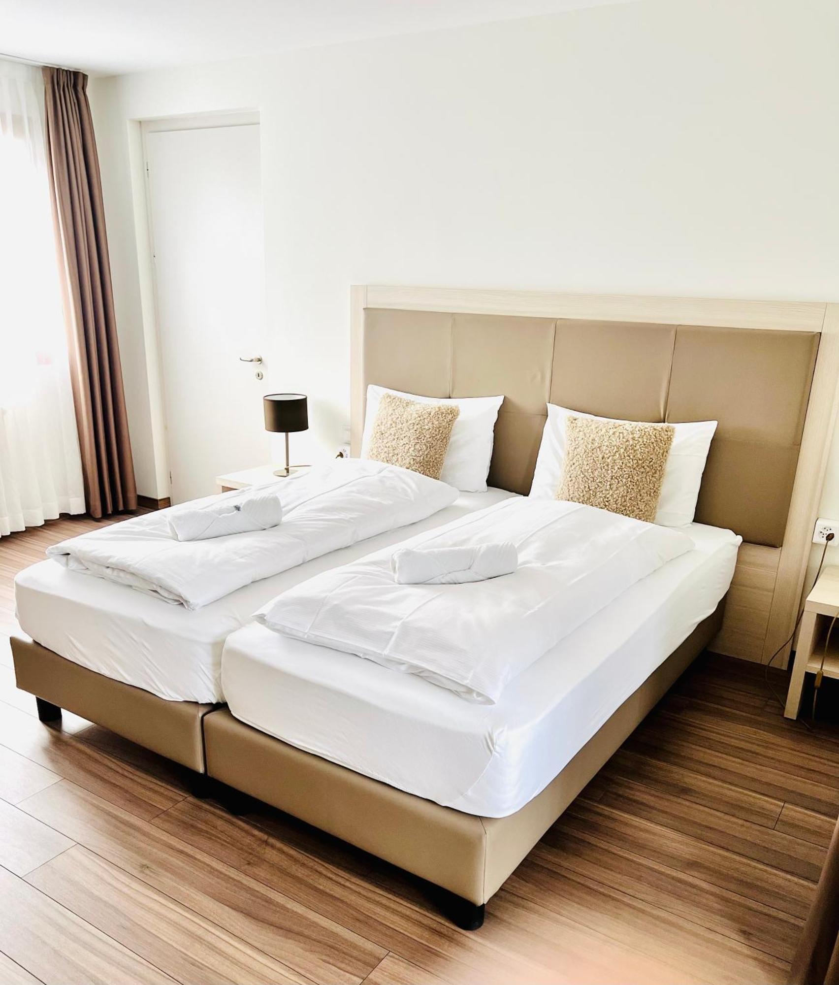 Hotel Domaine De La Sauge Cudrefin ภายนอก รูปภาพ