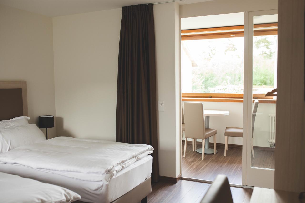 Hotel Domaine De La Sauge Cudrefin ภายนอก รูปภาพ